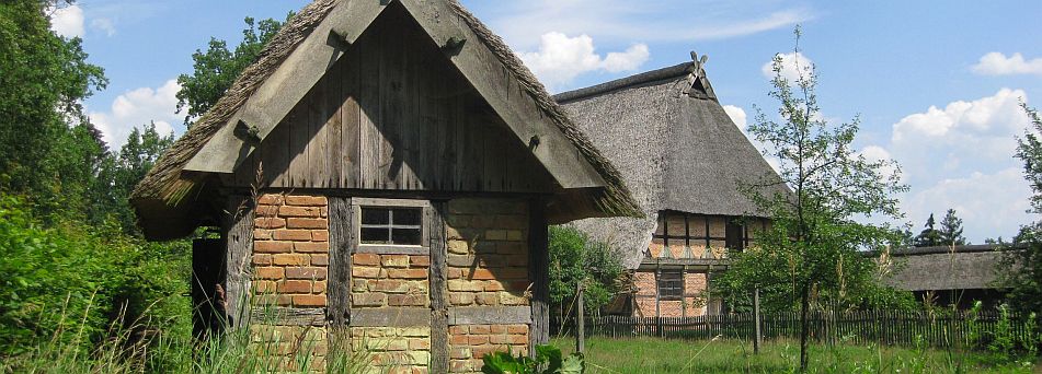 Motiv: Kur- und Kneipp-Hotel-Pension Zum Goldenen Hirsch in Bad Bevensen.