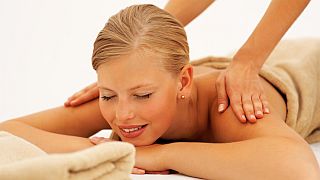 Aroma-Massage-320.jpg Aroma-Massage-320.jpg